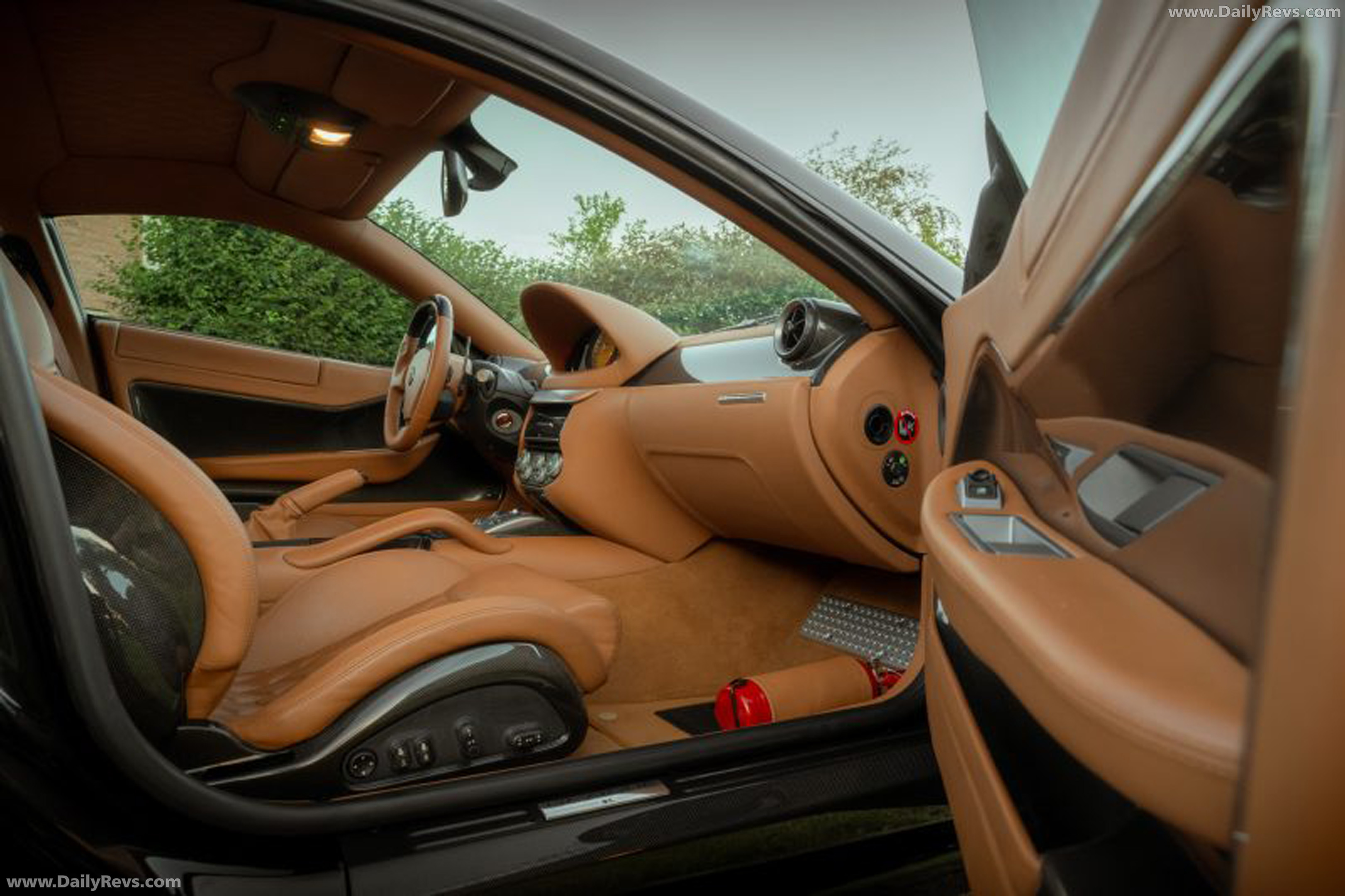 2026 Neils Van Roij Daytona Shooting Brake Hommage Interior